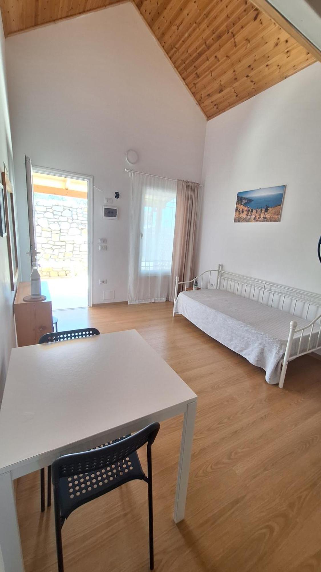 Tonea'S Houses Himare Room photo