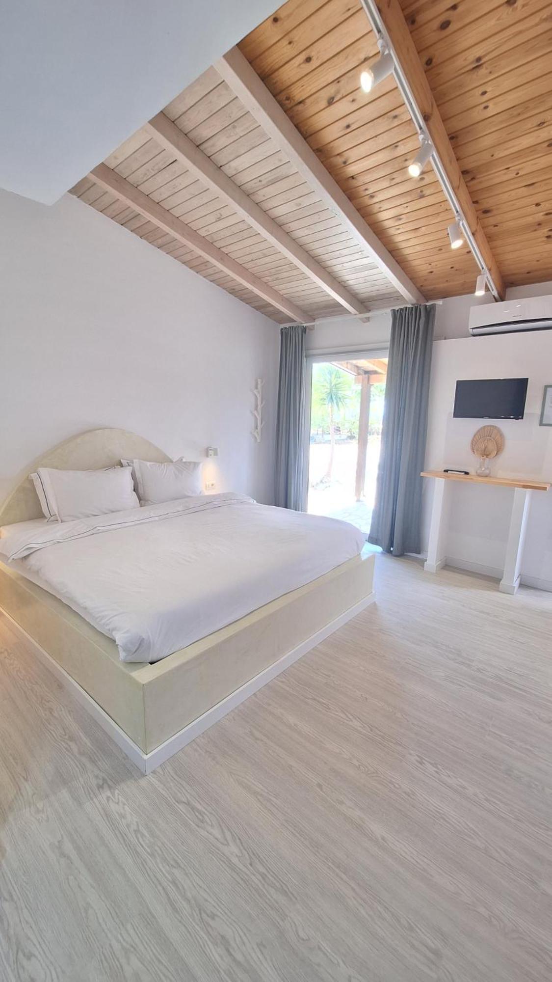 Tonea'S Houses Himare Room photo
